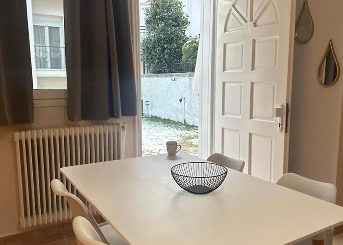 Little Nest * Florina