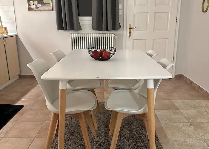 Little Nest דירה